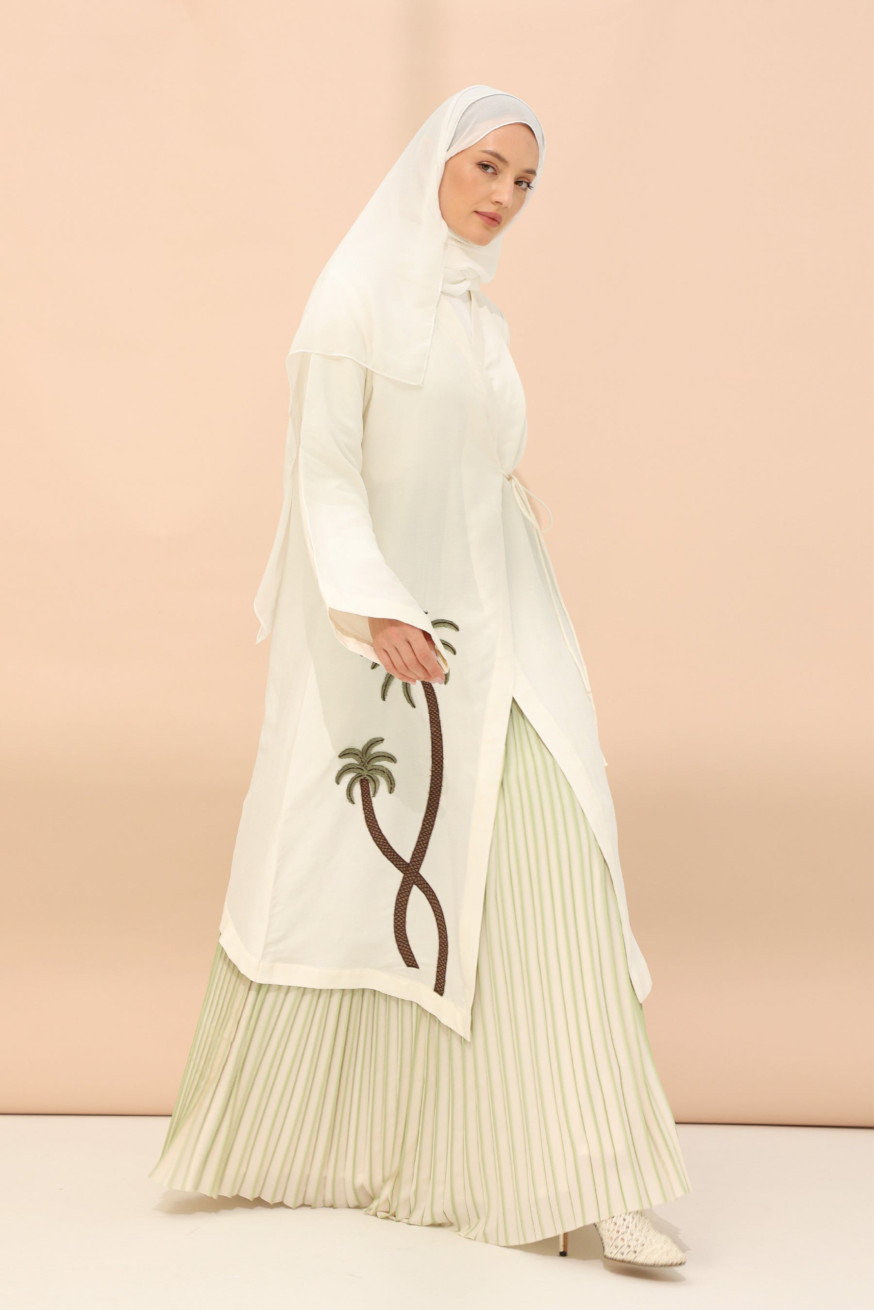 Kimono with Date Palm Embroidery
