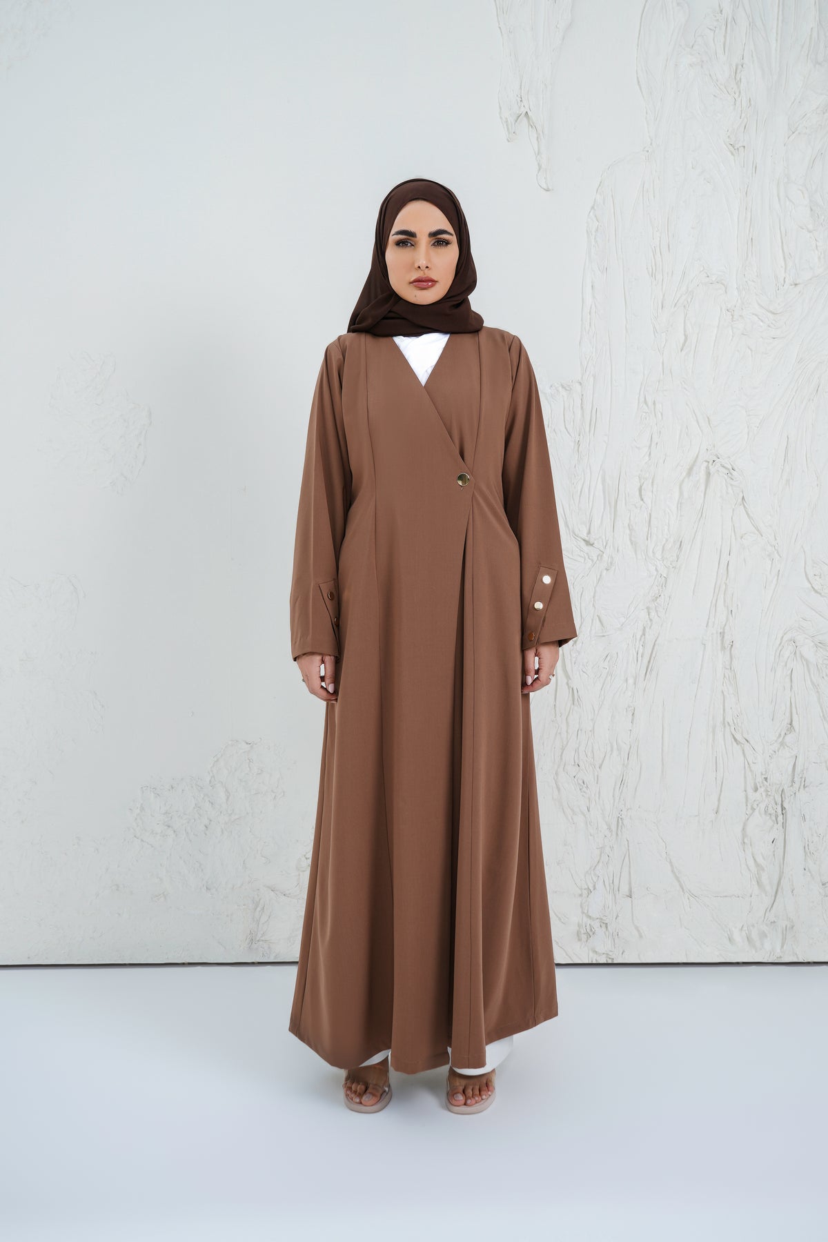 Overlap Abaya with Date Palm Embroidery