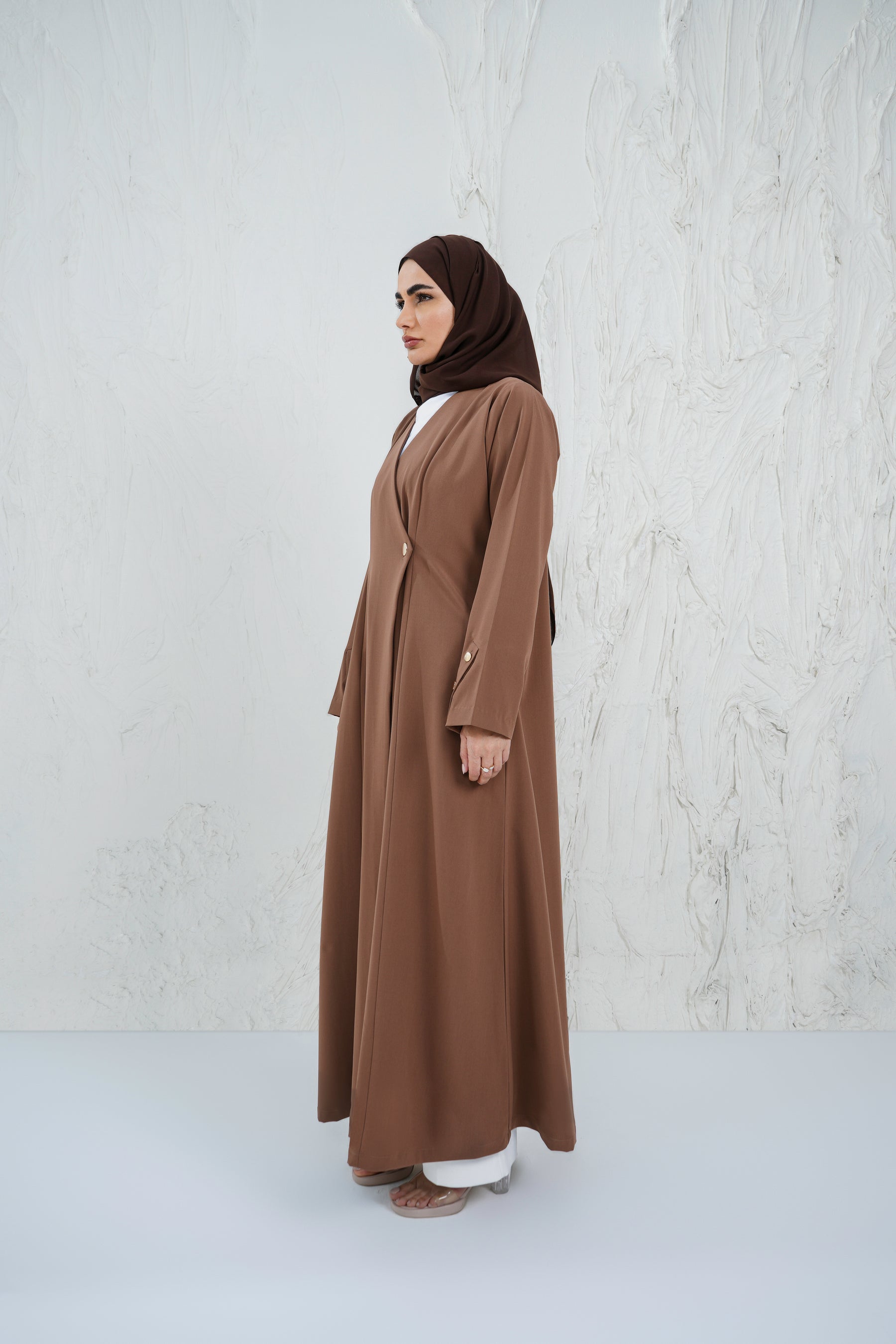Overlap Abaya with Date Palm Embroidery